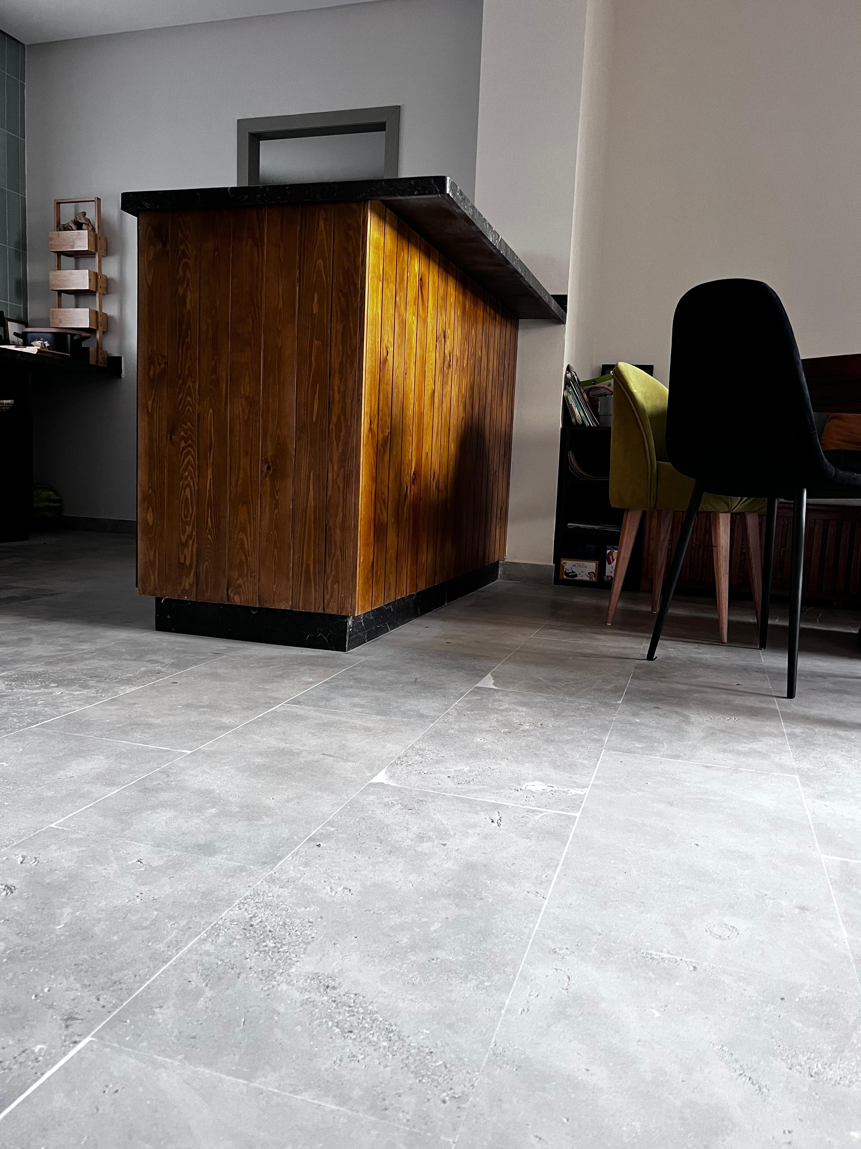 Avallon Grey Limestone